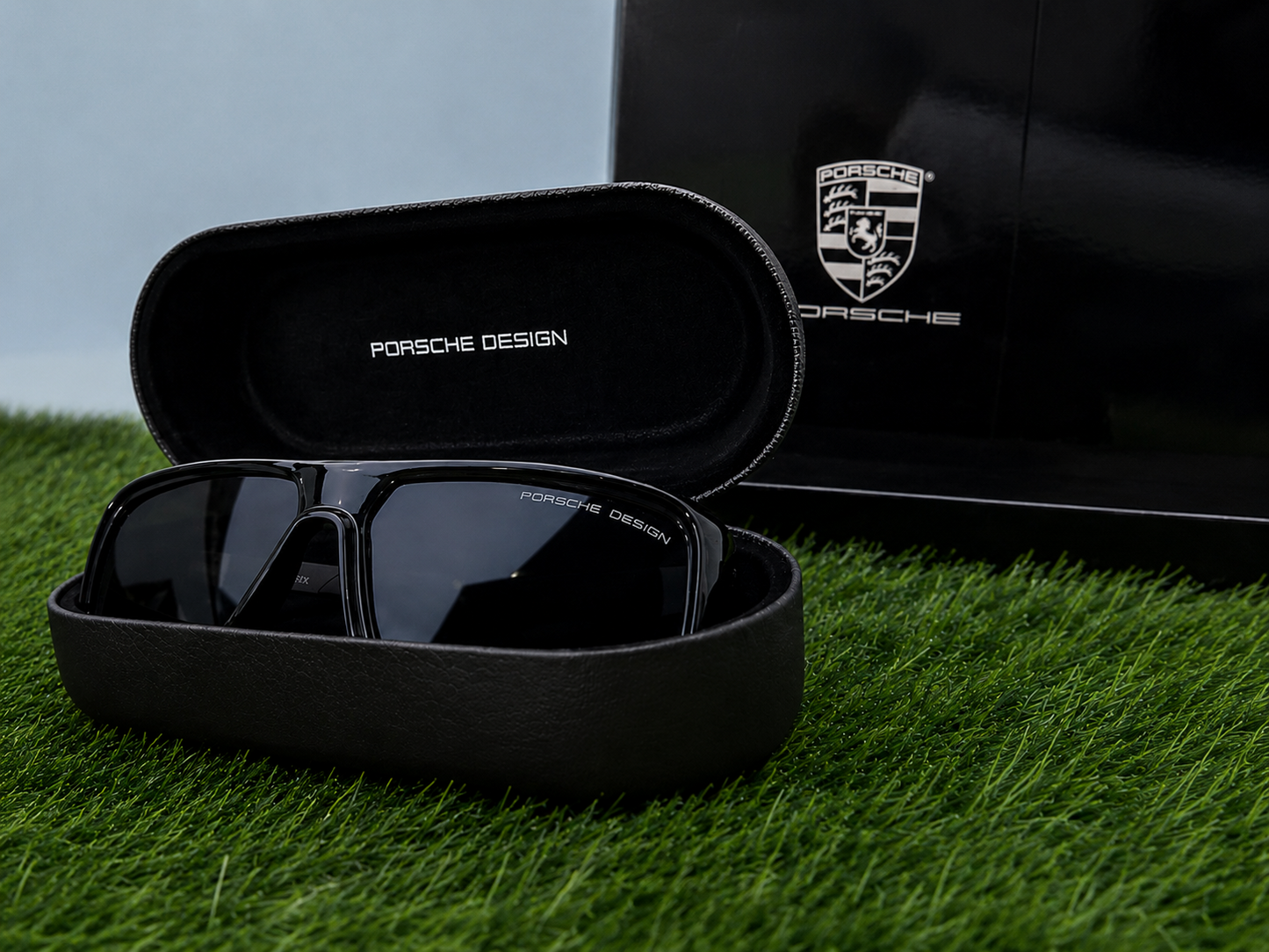 🕶️ P.D#0002 -Luxury-inspired premium sunglasses with premium packaging and stylish design.        

*PREMIUM QUALITY FRAME*