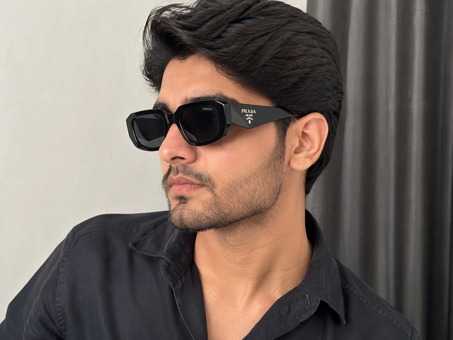 🕶️ P.M #0004 -Luxury-inspired premium sunglasses with premium packaging and stylish design.        

*PREMIUM QUALITY FRAME*